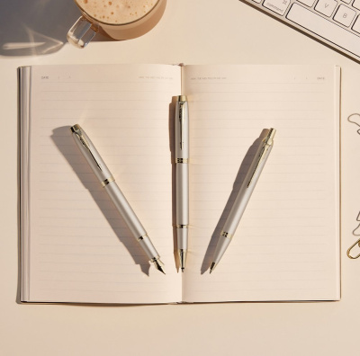 KALAM.KZ - Ручка шариковая Parker IM Professionals Monochrome Champagne 