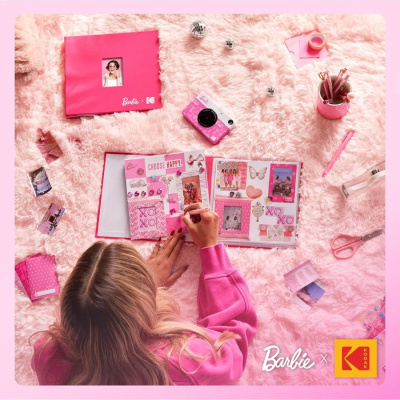 Фотоаппарат мгновенной печати Kodak Printomatic Barbie светло-розовый