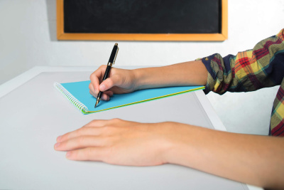 KALAM.KZ - Покрытие настольное 50х65см, прозрачно-матовое Durable