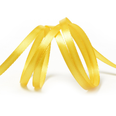 Тесьма 0,6мм x 32м, атласная желтая