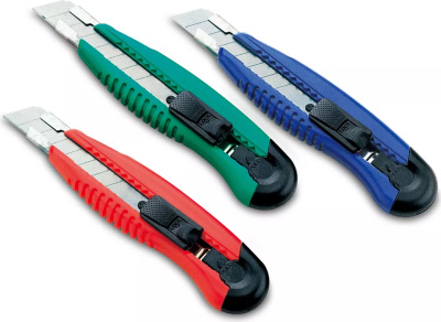 Нож канцелярский 16см, 2 лезвия 100 х 18 мм, пластик KW-trio