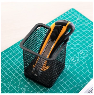 KALAM.KZ - Нож канцелярский 18 мм  усиленный, прорезиненная ручка, Deli