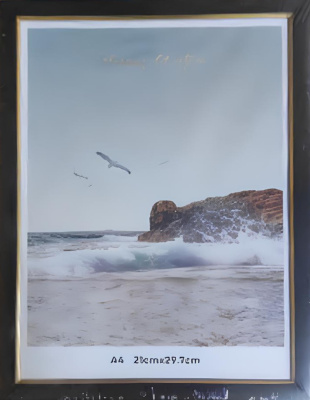 Рамка для фото А4 пластик под дерево с золотом, темный багет