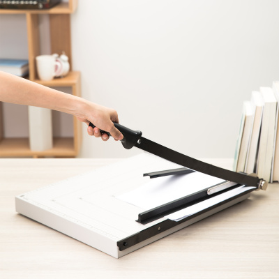 KALAM.KZ - Резак-гильотина, А3, 460x380мм, 10л, 2.44кг, Deli