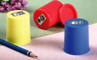 Точилка 2 отверстия, с контейнером, форма цилиндра, пластик Epene