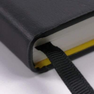 Ежедневник А5, недатированный, 136л, иск. кожа, Twist, черный, Эксмо